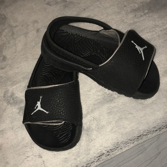 jordan slippers kids
